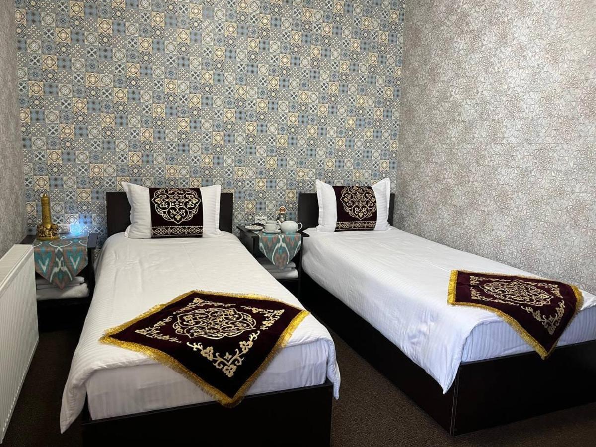 Old Safari Golden Location Guest House Bucara Exterior foto