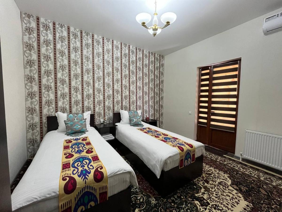 Old Safari Golden Location Guest House Bucara Exterior foto